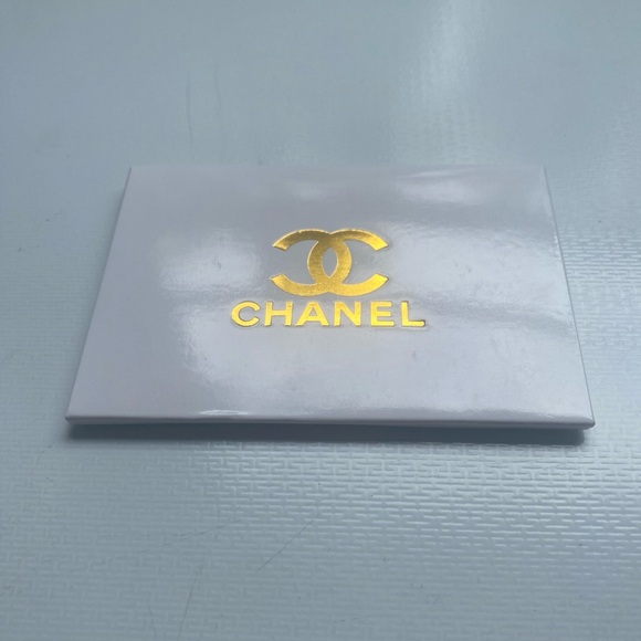 NIB Chanel like mirror slim silver - Picture 2 of 3
